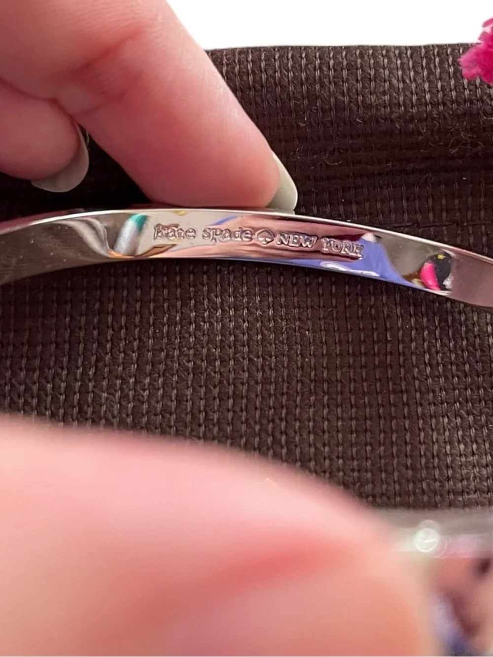Kate Spade New York Take a Bow Women’s Silver Bangle Bracet